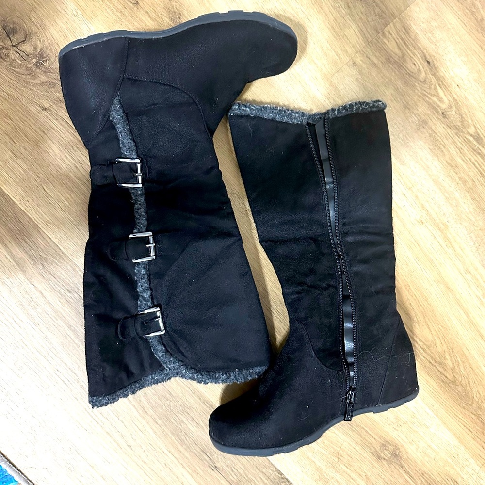 Black Tall Boots
